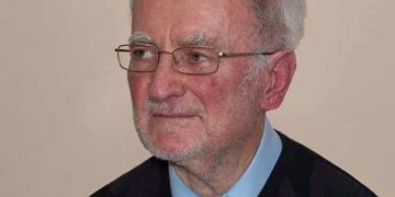 Shuhet në moshën 86-vjeçare prof. Remzi Përnaska