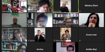 Përfundoi me sukses veprimtaria me temë “100-vjetori i poetit arbëresh Lluka Perone”