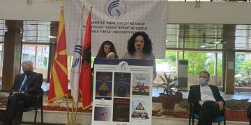 Drejtoresha Diana Kastrati mban fjalim përshëndetës në Bibliotekën Кombëtare “Kliment Ohridski” në Shkup