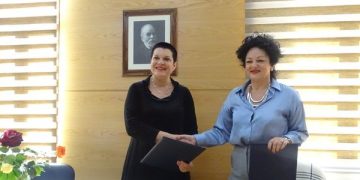 Marrëveshja e bashkëpunimit mes Qendrës së Studimeve dhe Publikimeve për Arbëreshët (QSPA) dhe Fakultetit të Gjuhëve të Huaja, Universiteti i Tiranës.