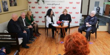 Aktivitet i Qendrës së Studimeve dhe Publikimeve për Arbëreshët (QSPA) me rastin e 120-vjetorit të vdekjes së shkrimtarit Jeronim De Rada